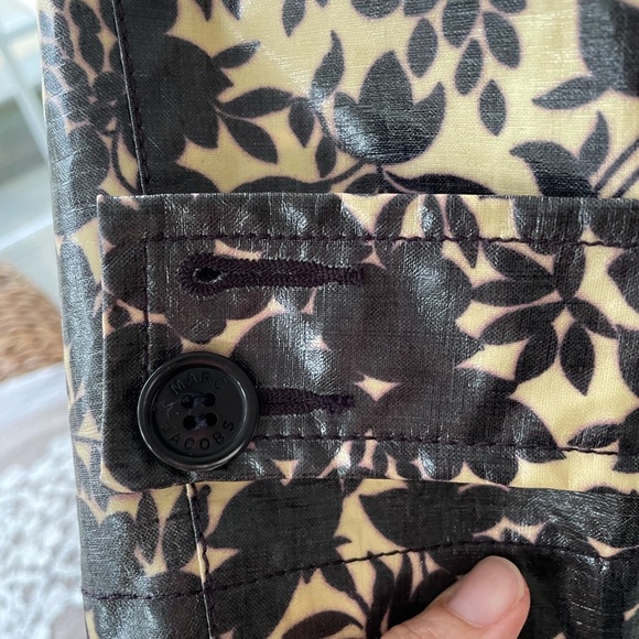 Marc Jacobs raincoat - Picture 4 of 5